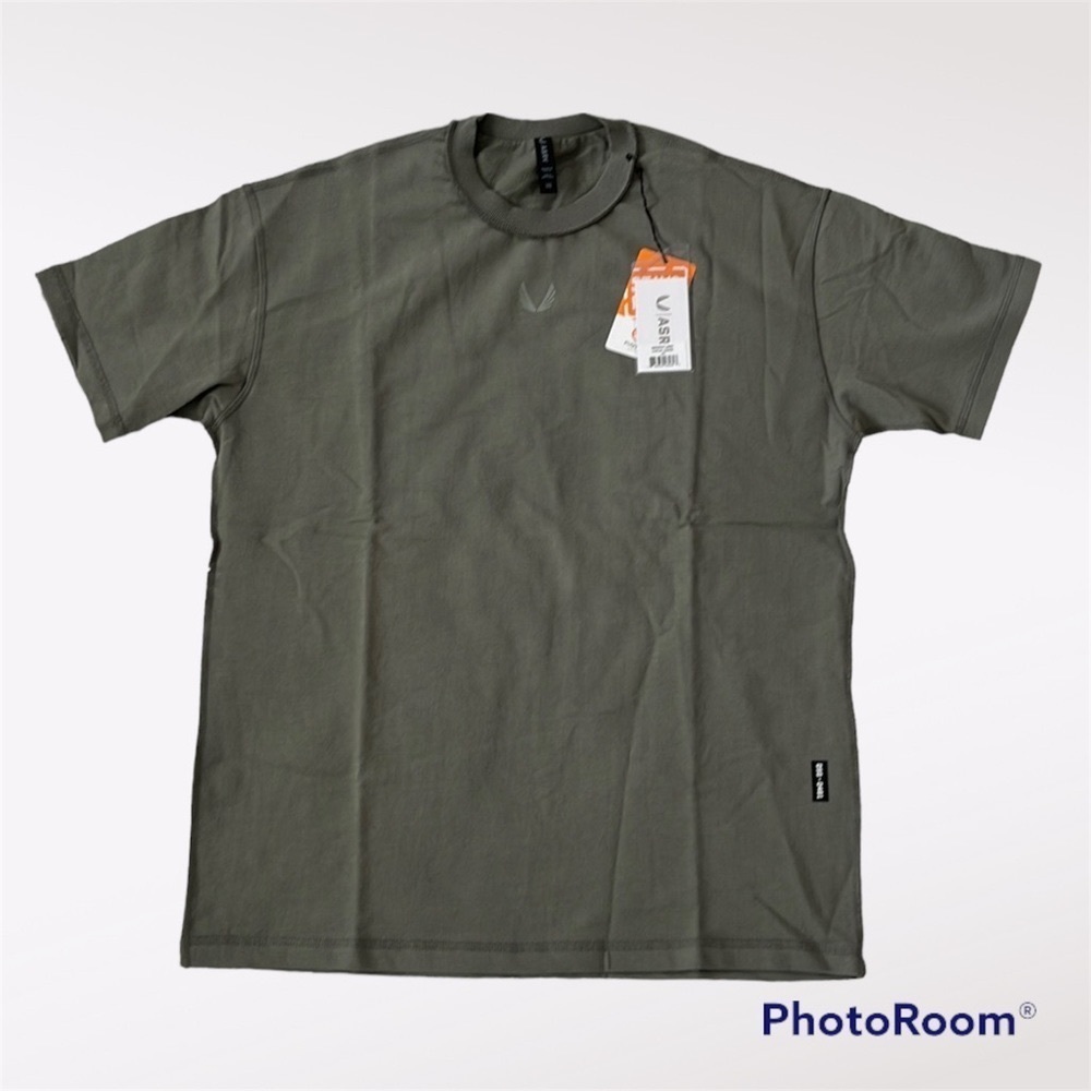 NEW ASRV MEN’S 0481. REVERSIBLE VENTED OVERSIZED TEE IN SAGE SIZE XS